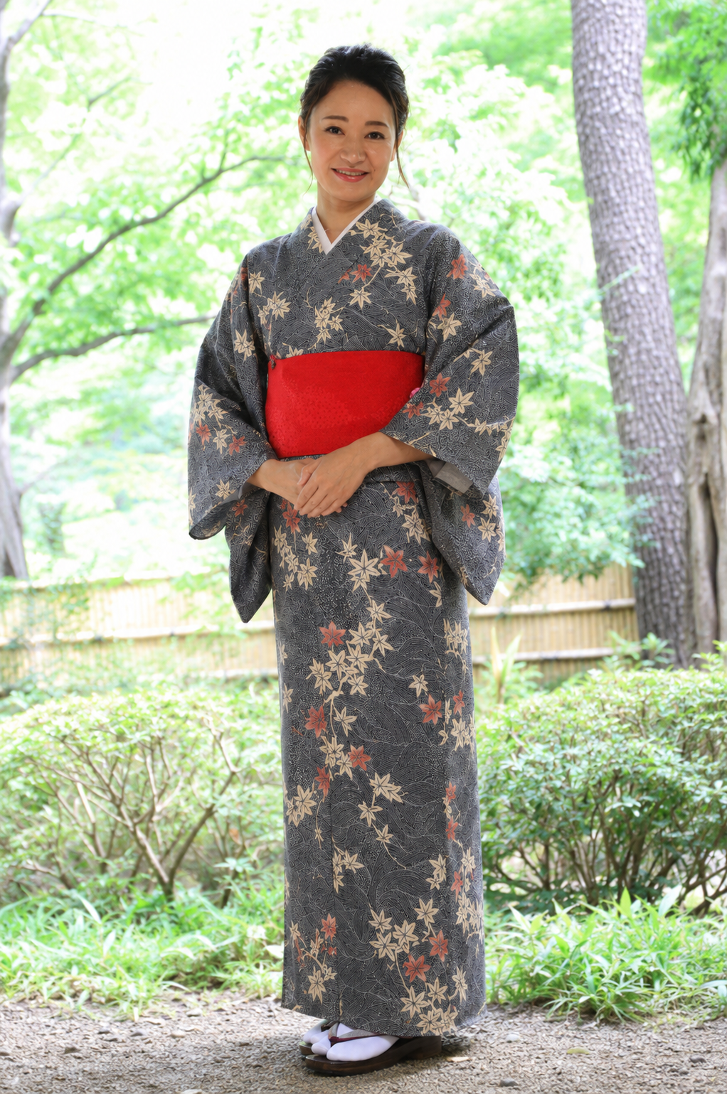 Archive Yukata – Traditional Pattern (Women / One of a Kind) W-AT #25 (Sophisticated Momiji Yukata)