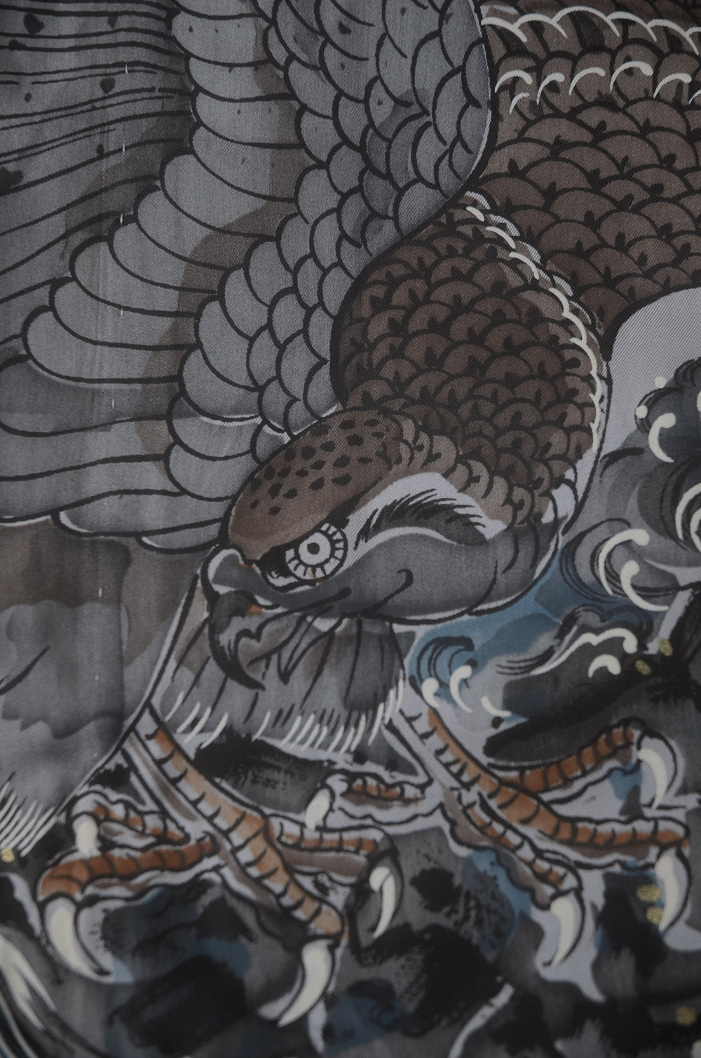 Men Jacket / M-Ha #1-757 (Men’s Kimono with Hawk and Waves Design – Powerful Traditional Motif)