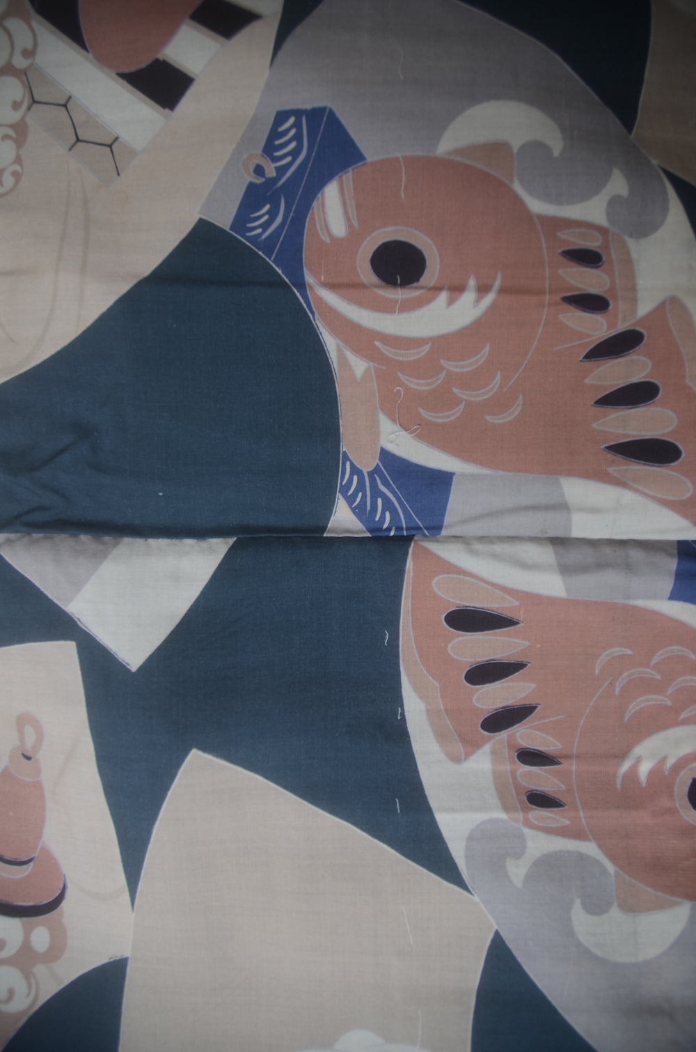 Men Jacket / M-Ha #1-761 (Men’s Kimono with Koi (Carp) Design – Symbol of Strength and Success)