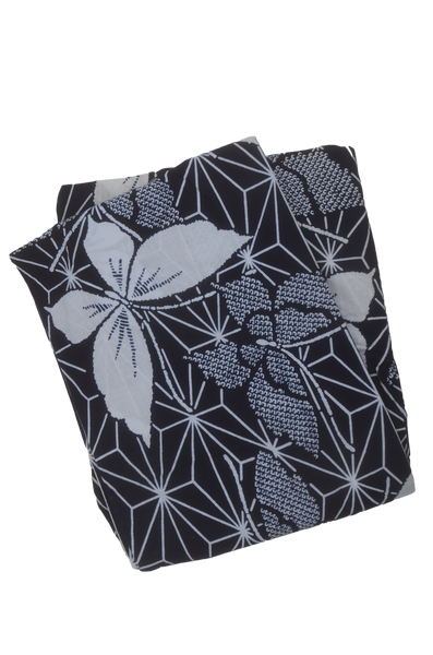 Archive Yukata – Traditional Pattern (Women / One of a Kind) W-AT #10 (Navy Yukata with Asanoha and Bellflower Pattern)