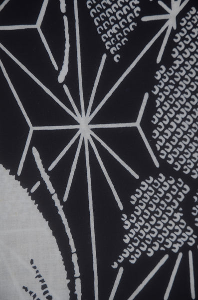 Archive Yukata – Traditional Pattern (Women / One of a Kind) W-AT #10 (Navy Yukata with Asanoha and Bellflower Pattern)