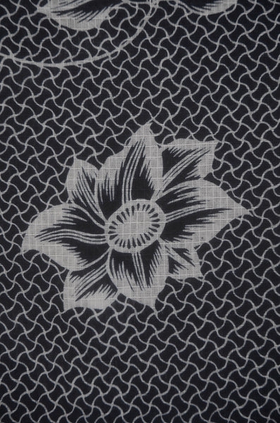 Archive Yukata – Traditional Pattern (Women / One of a Kind) W-AT #15 (Elegant Classic Floral Yukata in Soft Blue)