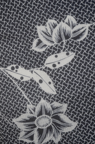 Archive Yukata – Traditional Pattern (Women / One of a Kind) W-AT #15 (Elegant Classic Floral Yukata in Soft Blue)