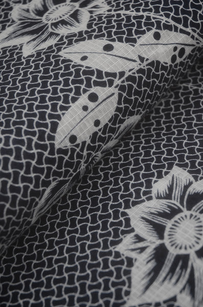 Archive Yukata – Traditional Pattern (Women / One of a Kind) W-AT #15 (Elegant Classic Floral Yukata in Soft Blue)