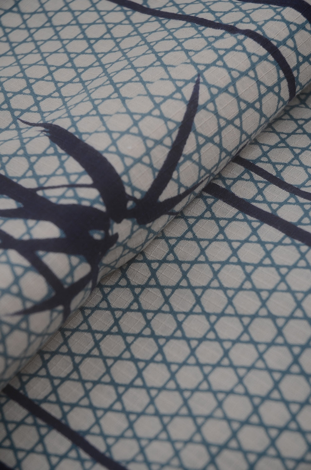Archive Yukata – Traditional Pattern (Women / One of a Kind) W-AT #17 (Classic Bamboo Yukata in Ivory)