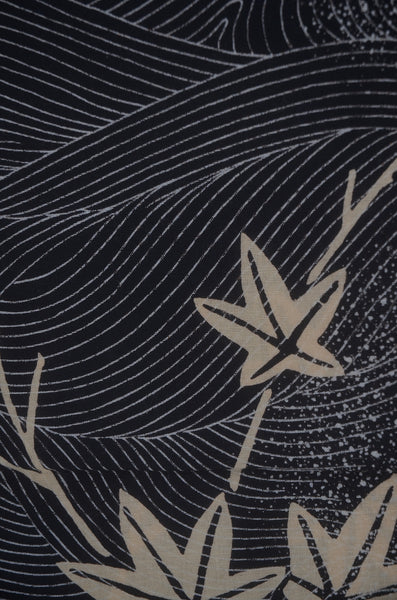 Archive Yukata – Traditional Pattern (Women / One of a Kind) W-AT #25 (Sophisticated Momiji Yukata)