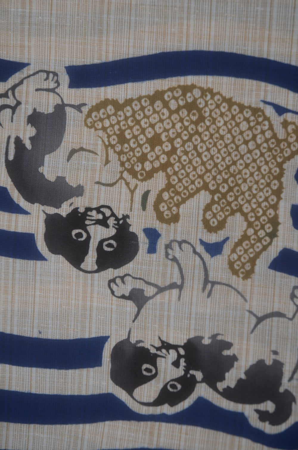 Archive Yukata – Traditional Pattern (Women / One of a Kind) W-AT #27 (Rare Dog Pattern Yukata)