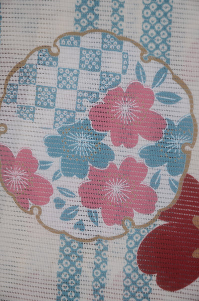 Archive Yukata – Traditional Pattern (Women / One of a Kind) W-AT #31