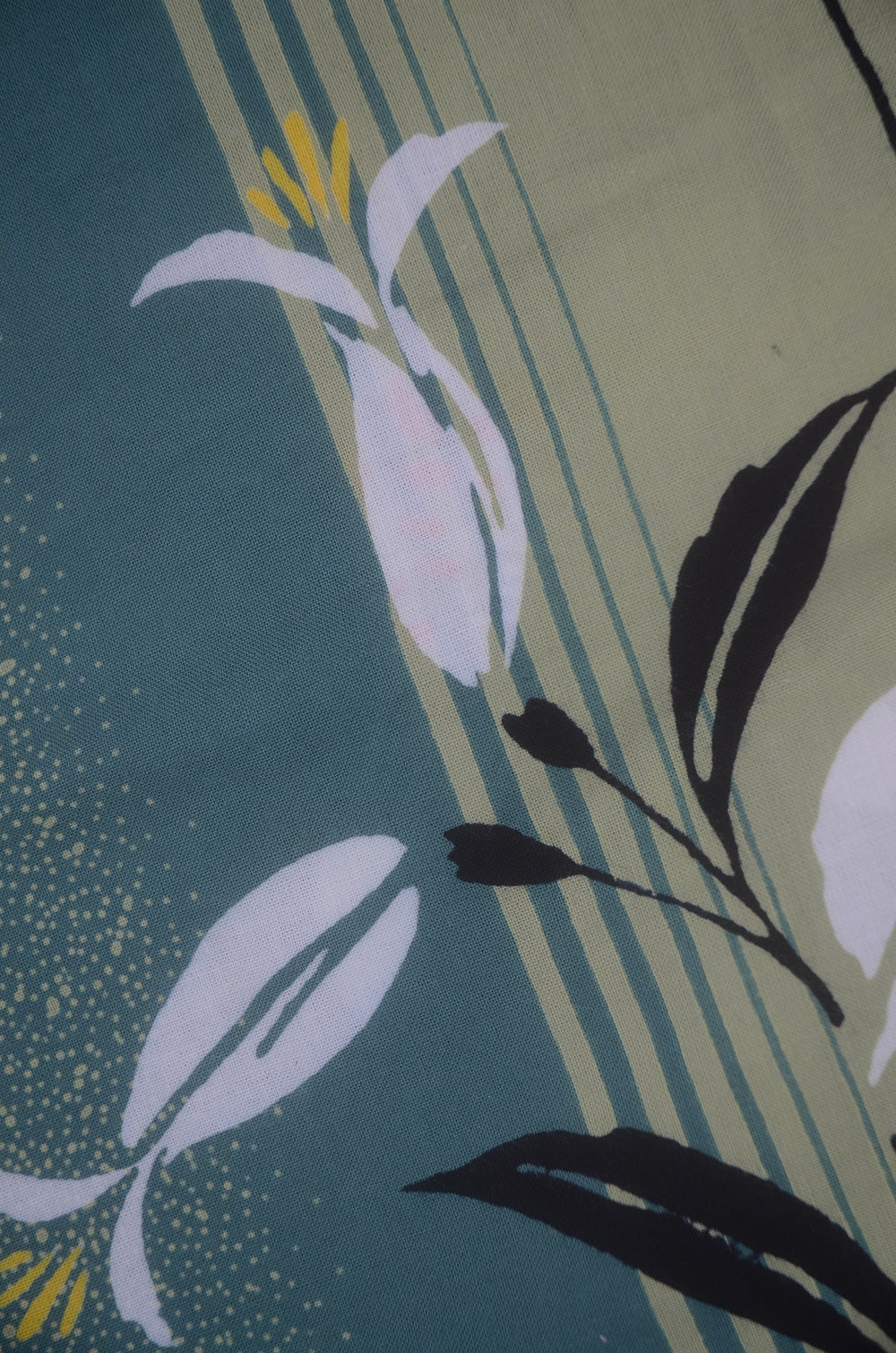 Archive Yukata – Traditional Pattern (Women / One of a Kind) W-AT #35
