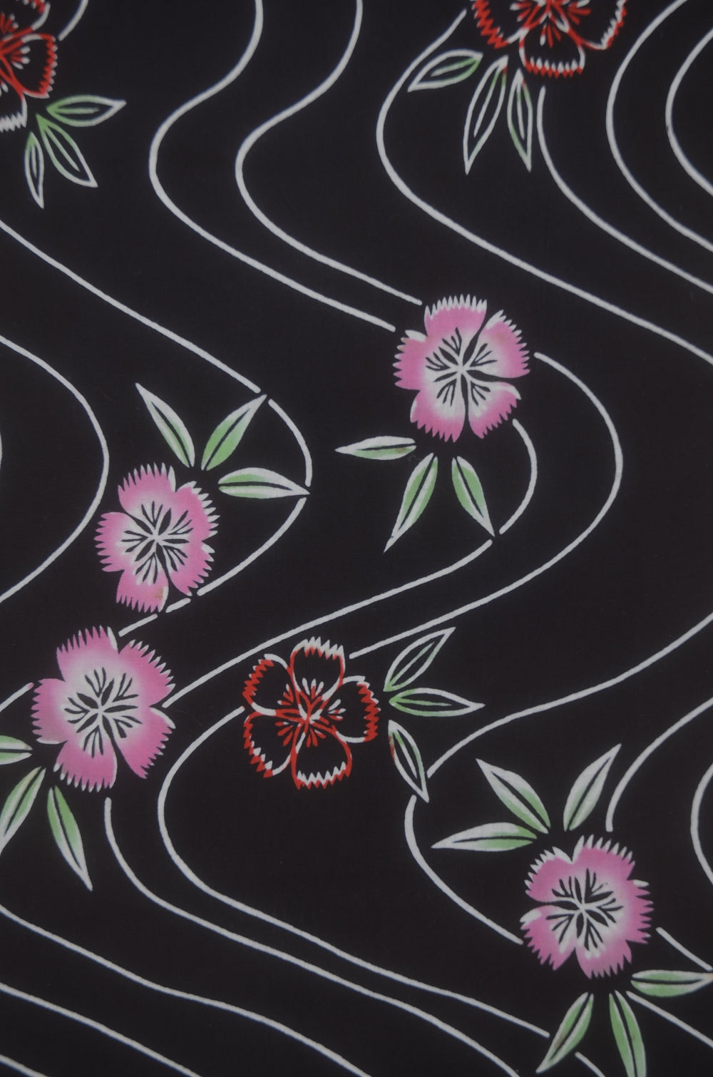 Archive Yukata – Traditional Pattern (Women / One of a Kind) W-AT #40