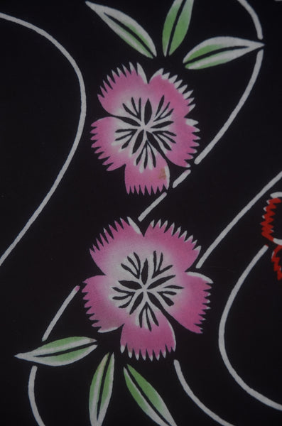 Archive Yukata – Traditional Pattern (Women / One of a Kind) W-AT #40