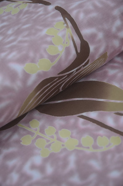 Archive Yukata – Traditional Pattern (Women / One of a Kind) W-AT #41