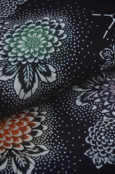 Archive Yukata – Traditional Pattern (Women / One of a Kind) W-AT #46
