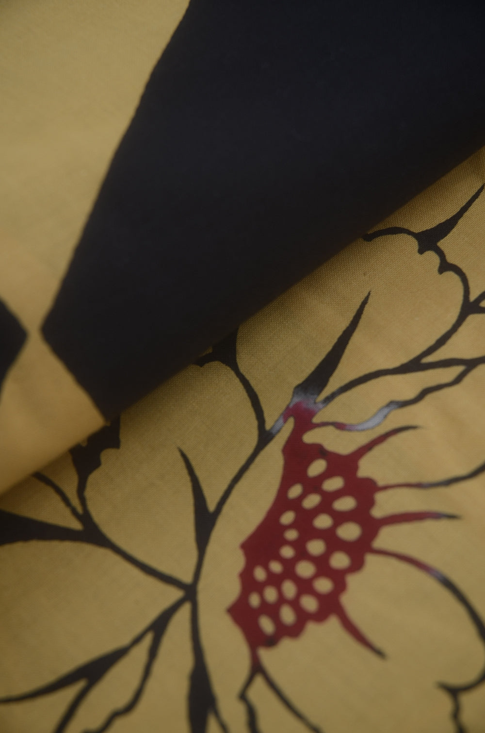 Archive Yukata – Traditional Pattern (Women / One of a Kind) W-AT #55