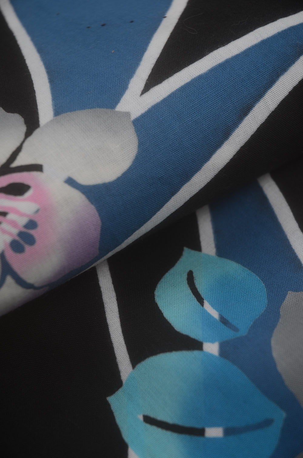 Archive Yukata – Traditional Pattern (Women / One of a Kind) W-AT #64