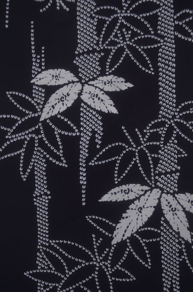 Archive Yukata – Traditional Pattern (Women / One of a Kind) W-AT #68