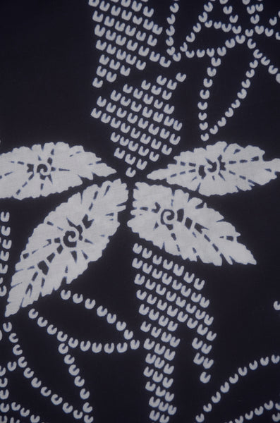 Archive Yukata – Traditional Pattern (Women / One of a Kind) W-AT #68