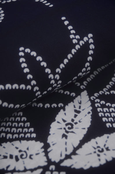 Archive Yukata – Traditional Pattern (Women / One of a Kind) W-AT #68