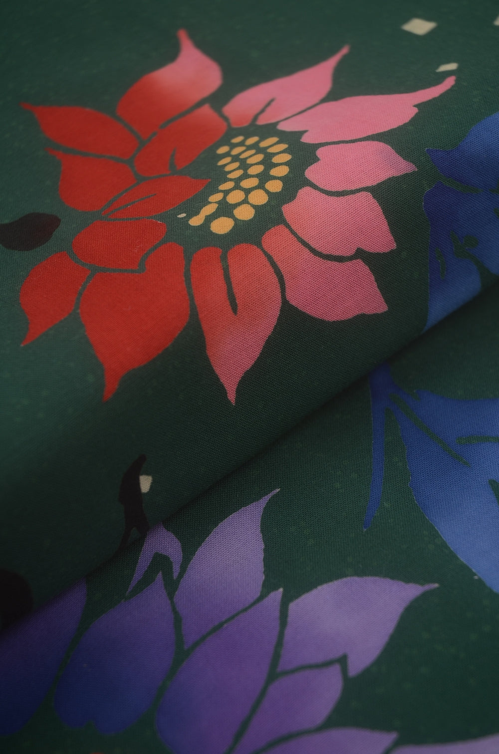 Archive Yukata – Traditional Pattern (Women / One of a Kind) W-AT #71
