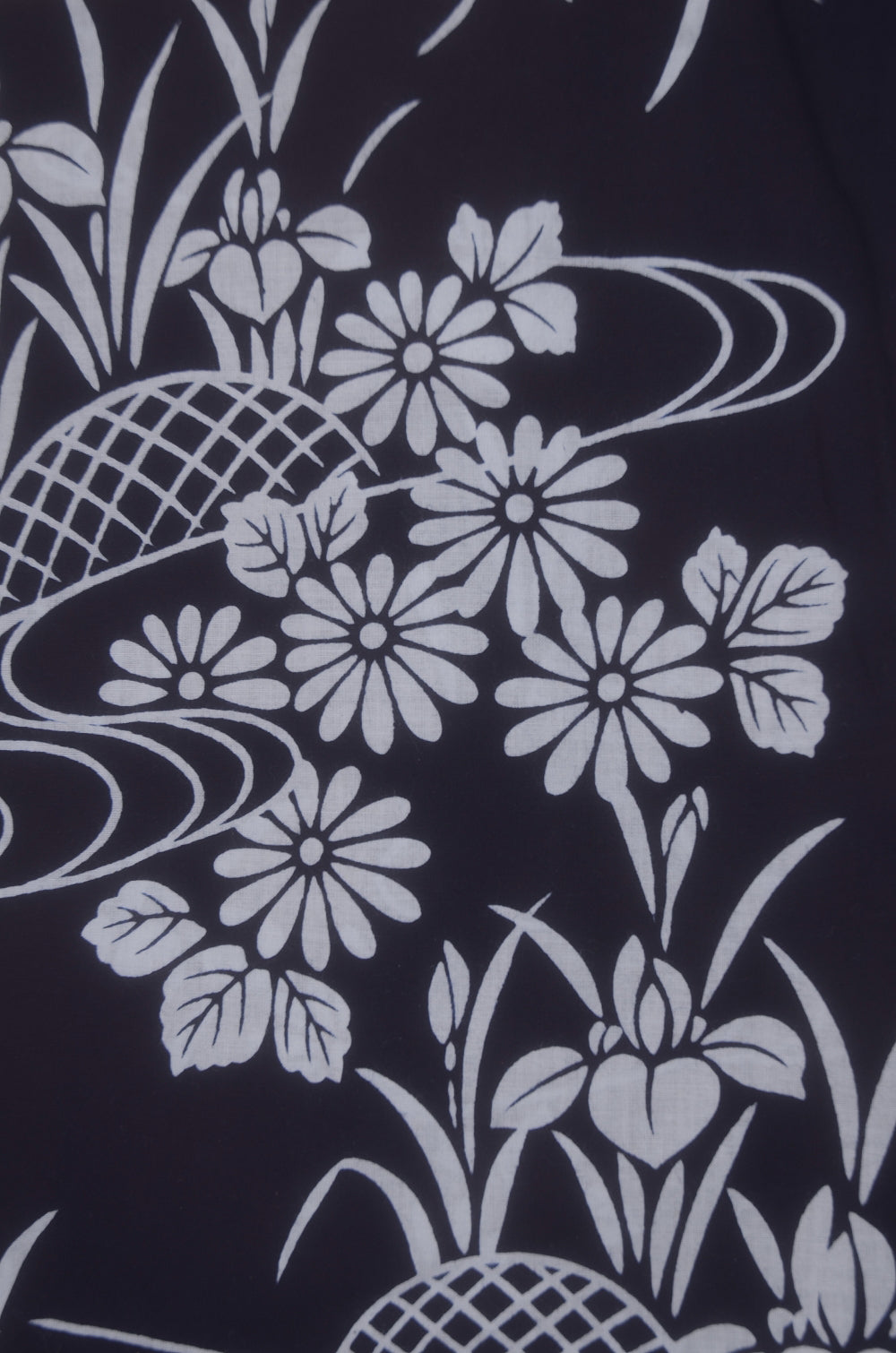 Archive Yukata – Traditional Pattern (Women / One of a Kind) W-AT #73