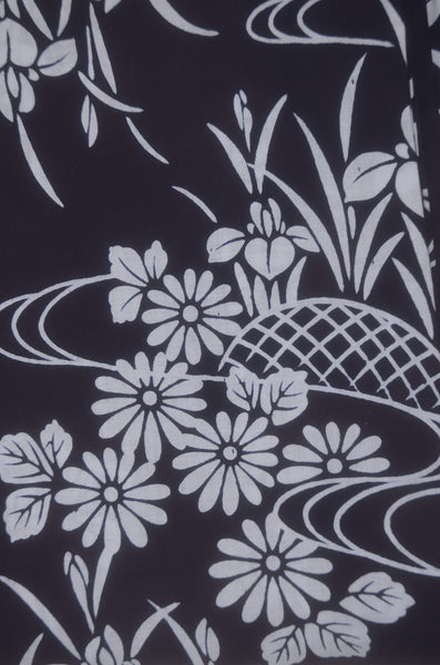 Archive Yukata – Traditional Pattern (Women / One of a Kind) W-AT #73