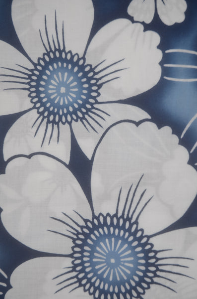 Archive Yukata – Traditional Pattern (Women / One of a Kind) W-AT #83