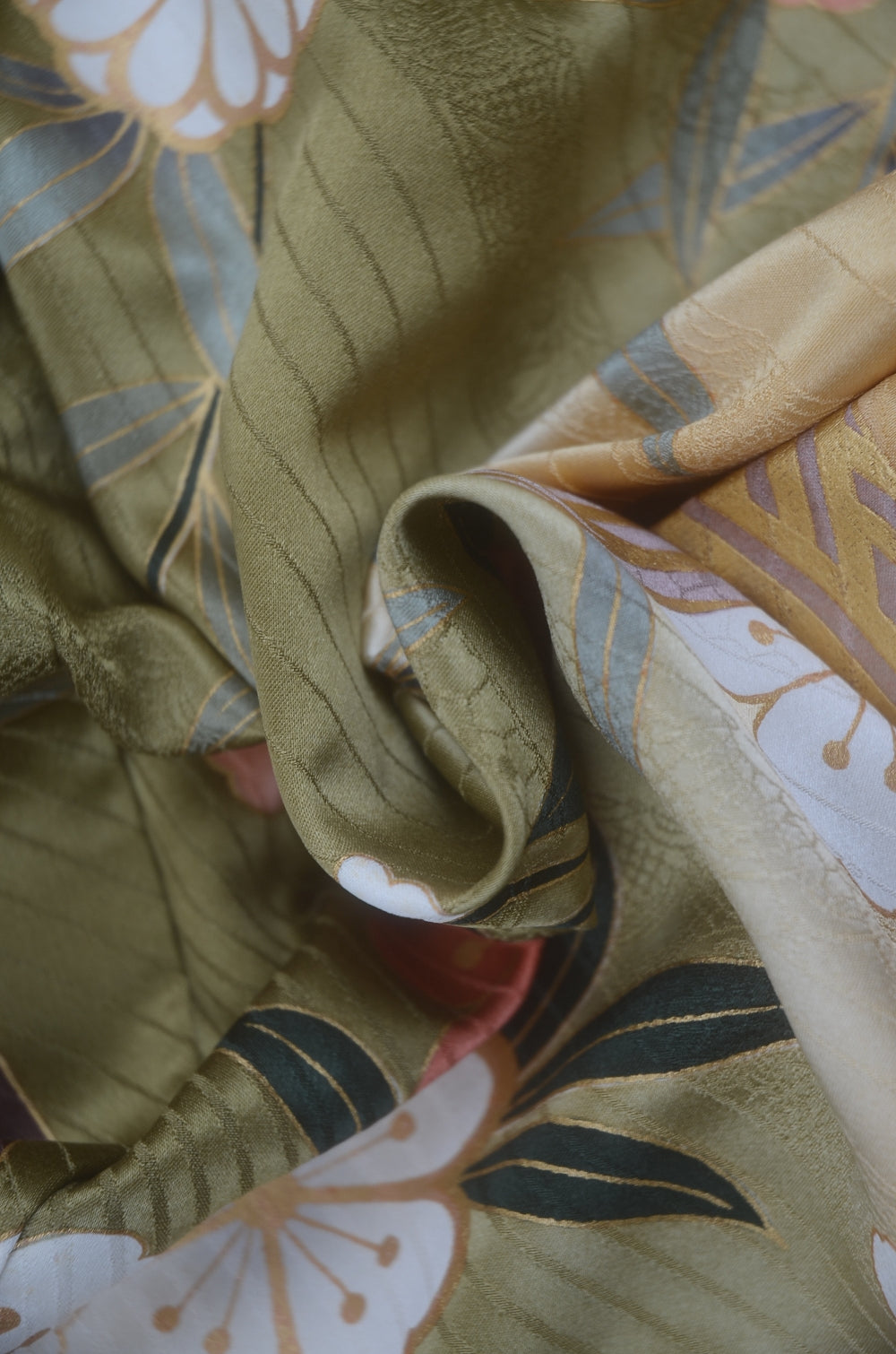 Long-sleeved kimono / Furisode / FK#2-359