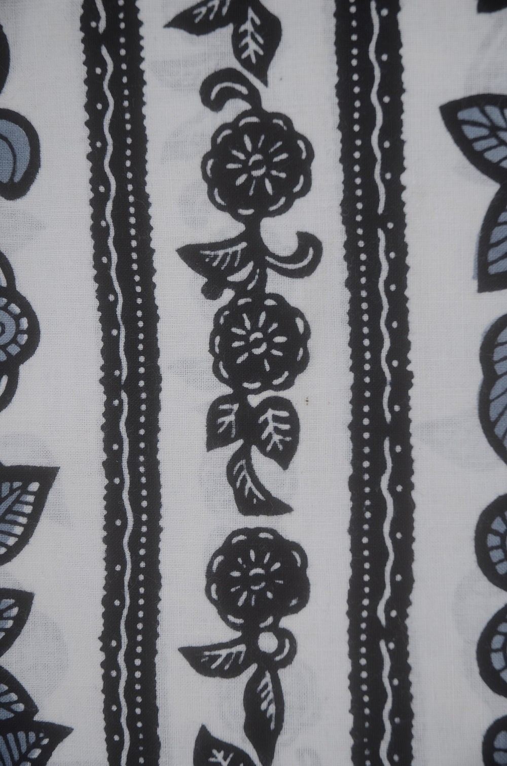 Archive Yukata – Traditional Pattern (Women / One of a Kind) W-AT #98