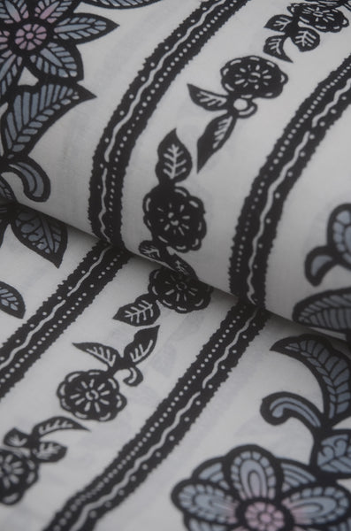 Archive Yukata – Traditional Pattern (Women / One of a Kind) W-AT #98