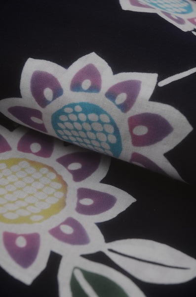 Archive Yukata – Traditional Pattern (Women / One of a Kind) W-AT #100