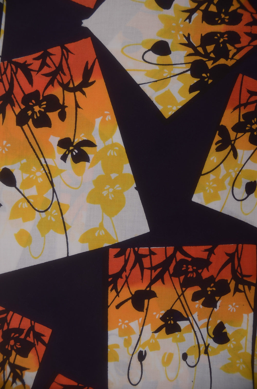 Archive Yukata – Traditional Pattern (Women / One of a Kind) W-AT #105