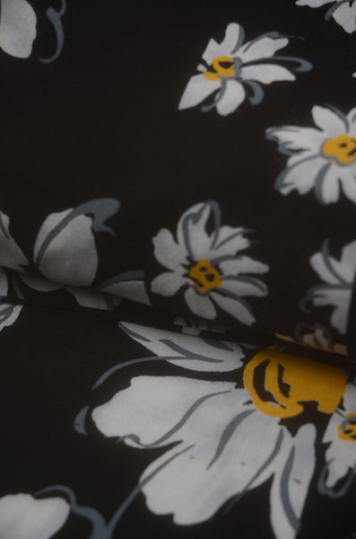 Archive Yukata – Traditional Pattern (Women / One of a Kind) W-AT #110