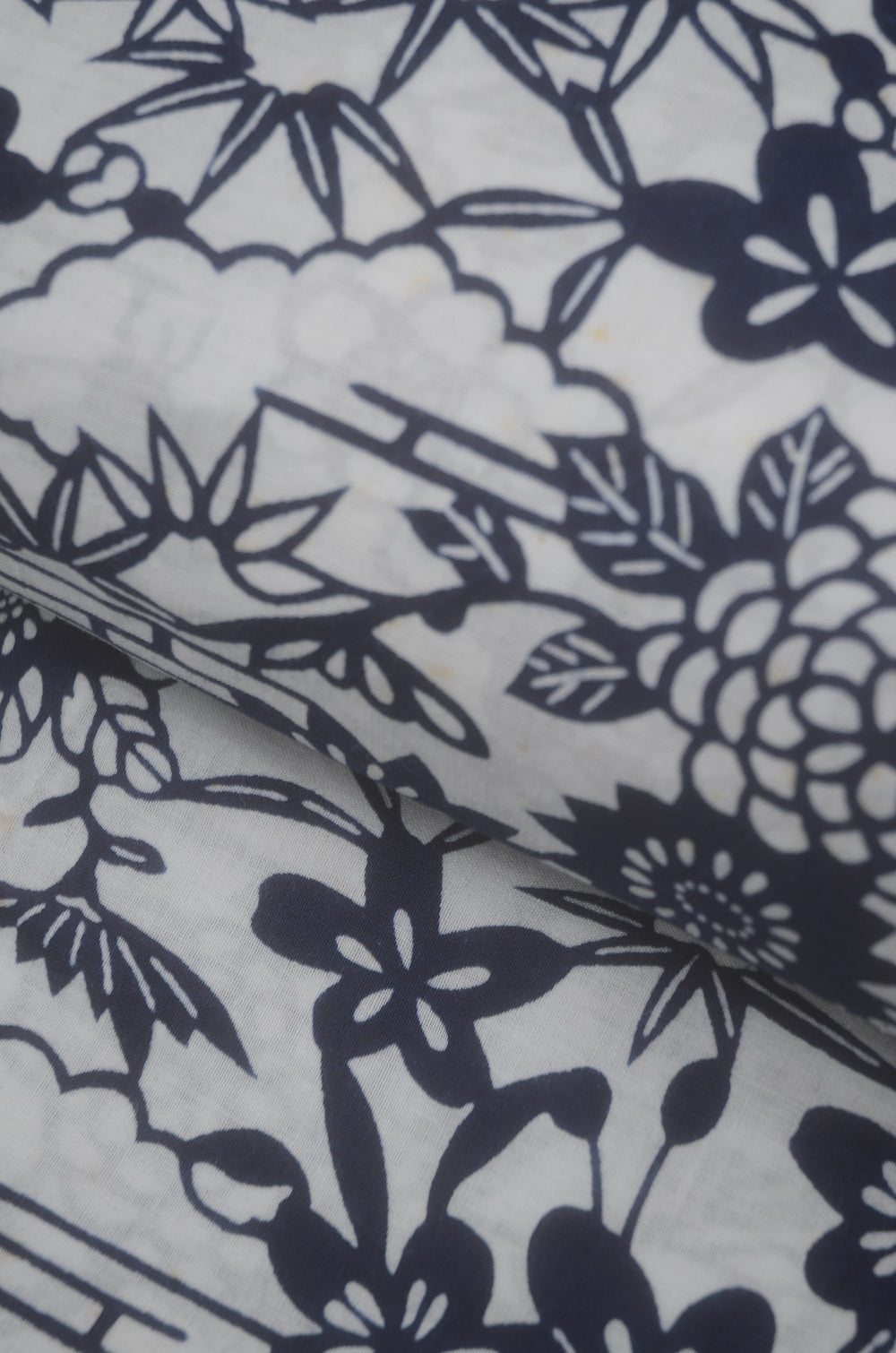 Archive Yukata – Traditional Pattern (Women / One of a Kind) W-AT #119