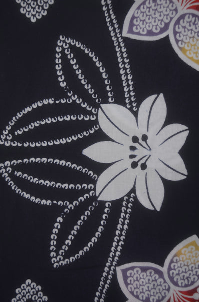 Archive Yukata – Traditional Pattern (Women / One of a Kind) W-AT #120