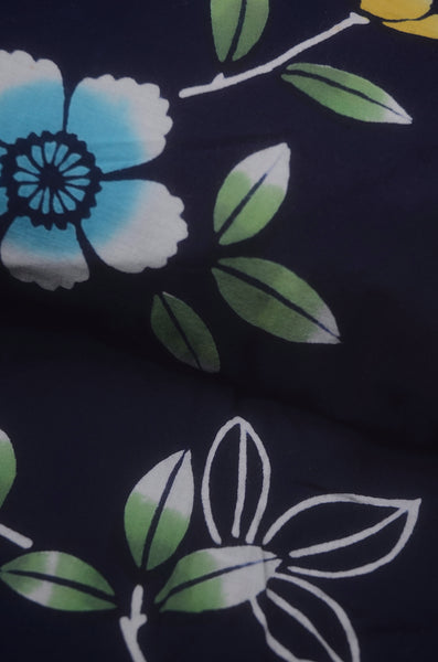 Archive Yukata – Traditional Pattern (Women / One of a Kind) W-AT #124