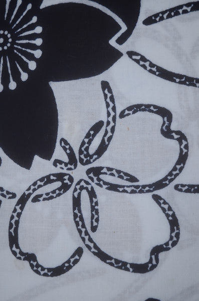 Archive Yukata – Traditional Pattern (Women / One of a Kind) W-AT #125