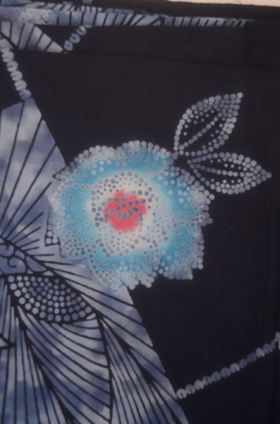 Archive Yukata – Traditional Pattern (Women / One of a Kind) W-AT #126