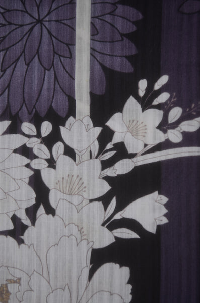 Archive Yukata – Traditional Pattern (Women / One of a Kind) W-AT #131