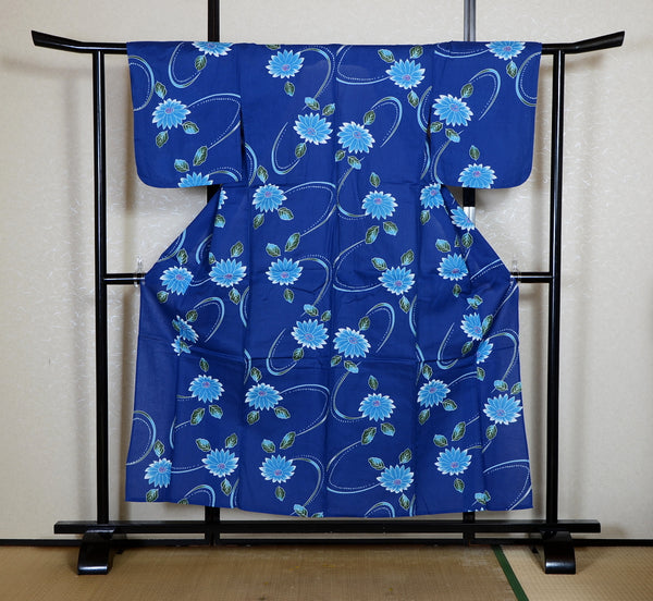 Archive Yukata – Traditional Pattern (Women / One of a Kind) W-AT #128