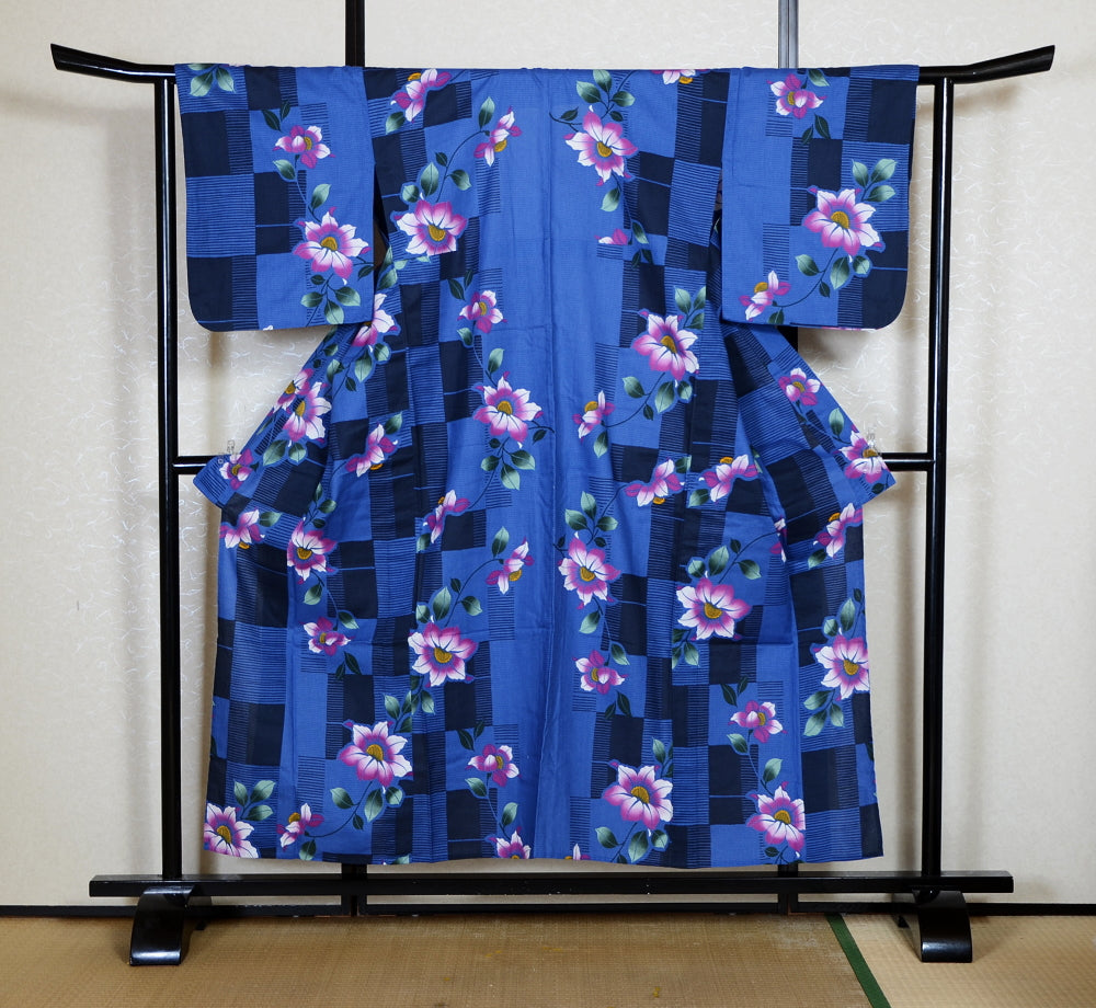 Archive Yukata – Traditional Pattern (Women / One of a Kind) W-AT #13 (Royal Blue Camellia Yukata)
