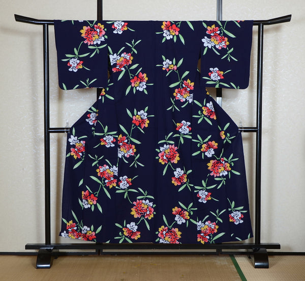 Archive Yukata – Traditional Pattern (Women / One of a Kind) W-AT #132