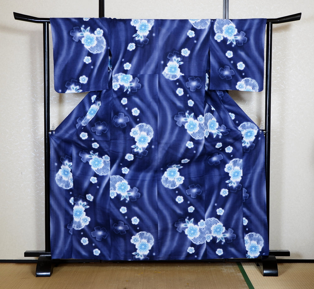 Archive Yukata – Traditional Pattern (Women / One of a Kind) W-AT #59