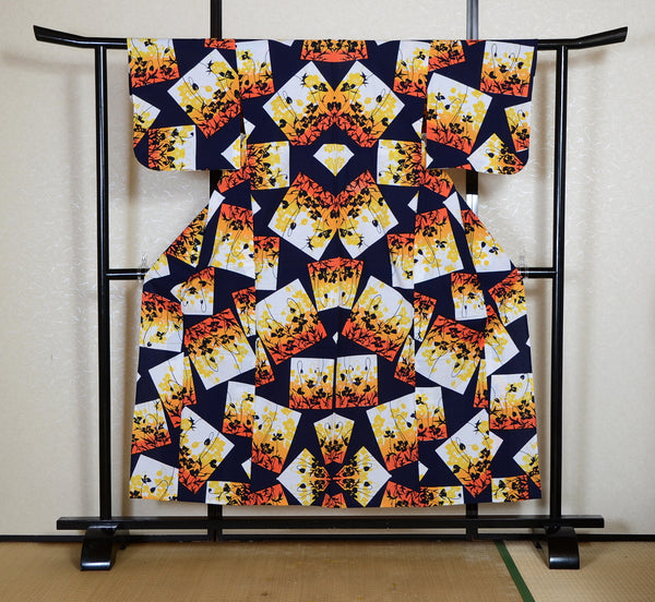 Archive Yukata – Traditional Pattern (Women / One of a Kind) W-AT #105