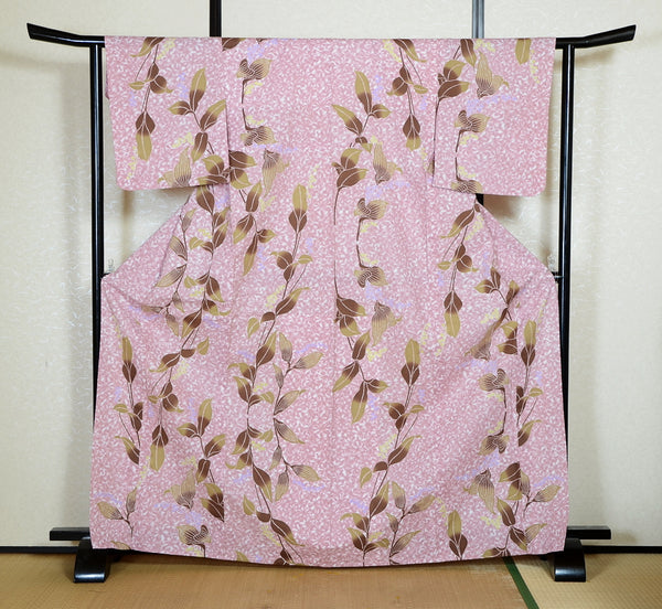 Archive Yukata – Traditional Pattern (Women / One of a Kind) W-AT #41
