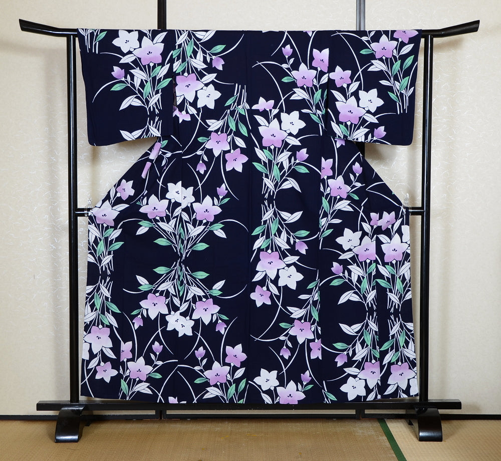 Archive Yukata – Traditional Pattern (Women / One of a Kind) W-AT #45