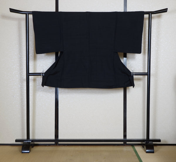 Men Jacket / M-Ha #1-761 (Men’s Kimono with Koi (Carp) Design – Symbol of Strength and Success)