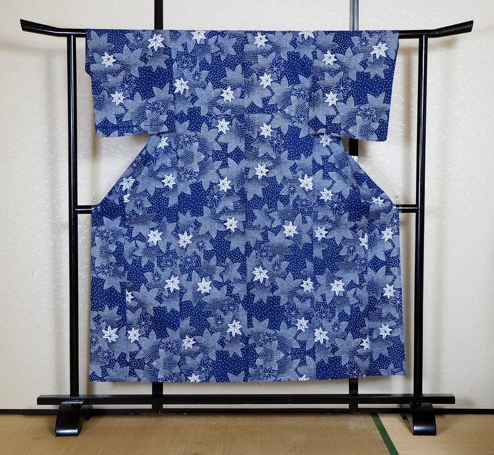 Archive Yukata – Traditional Pattern (Women / One of a Kind) W-AT #49