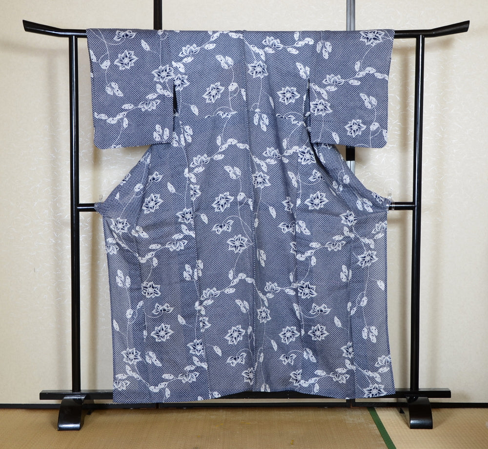 Archive Yukata – Traditional Pattern (Women / One of a Kind) W-AT #15 (Elegant Classic Floral Yukata in Soft Blue)