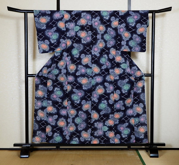 Archive Yukata – Traditional Pattern (Women / One of a Kind) W-AT #46