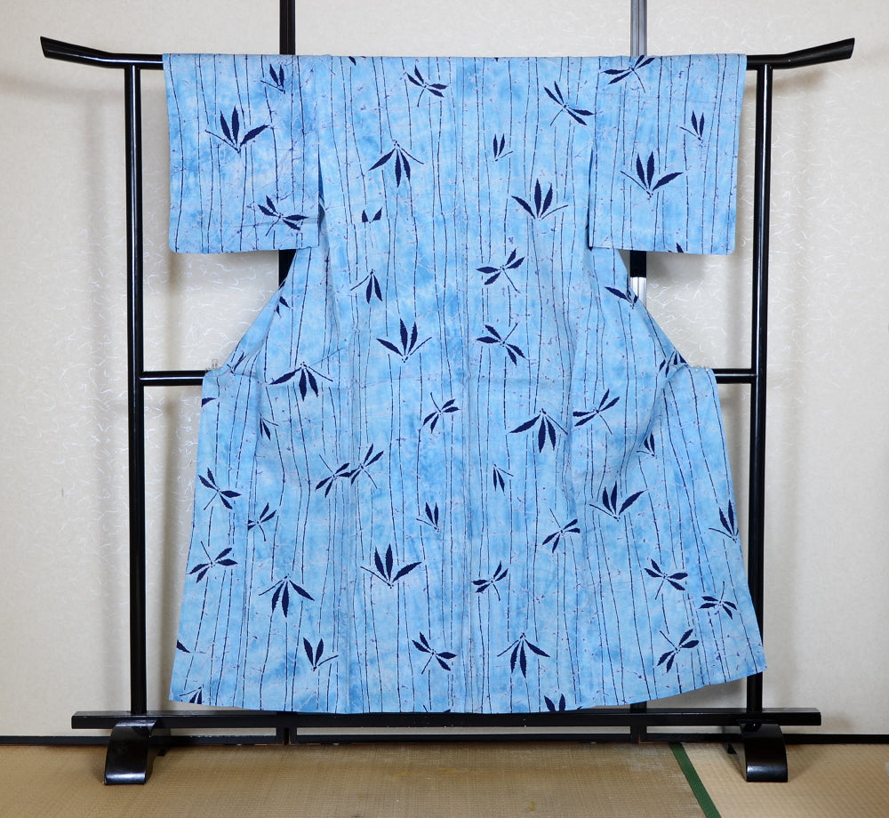 Archive Yukata – Traditional Pattern (Women / One of a Kind) W-AT #21 (Refreshing Sky Blue Bamboo Yukata)